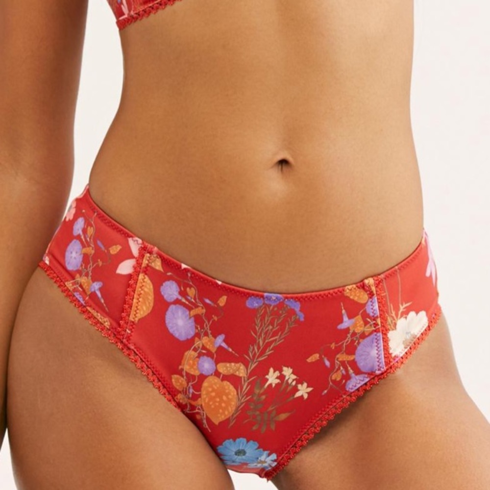 NWOT Spell & The Gypsy Bloomers